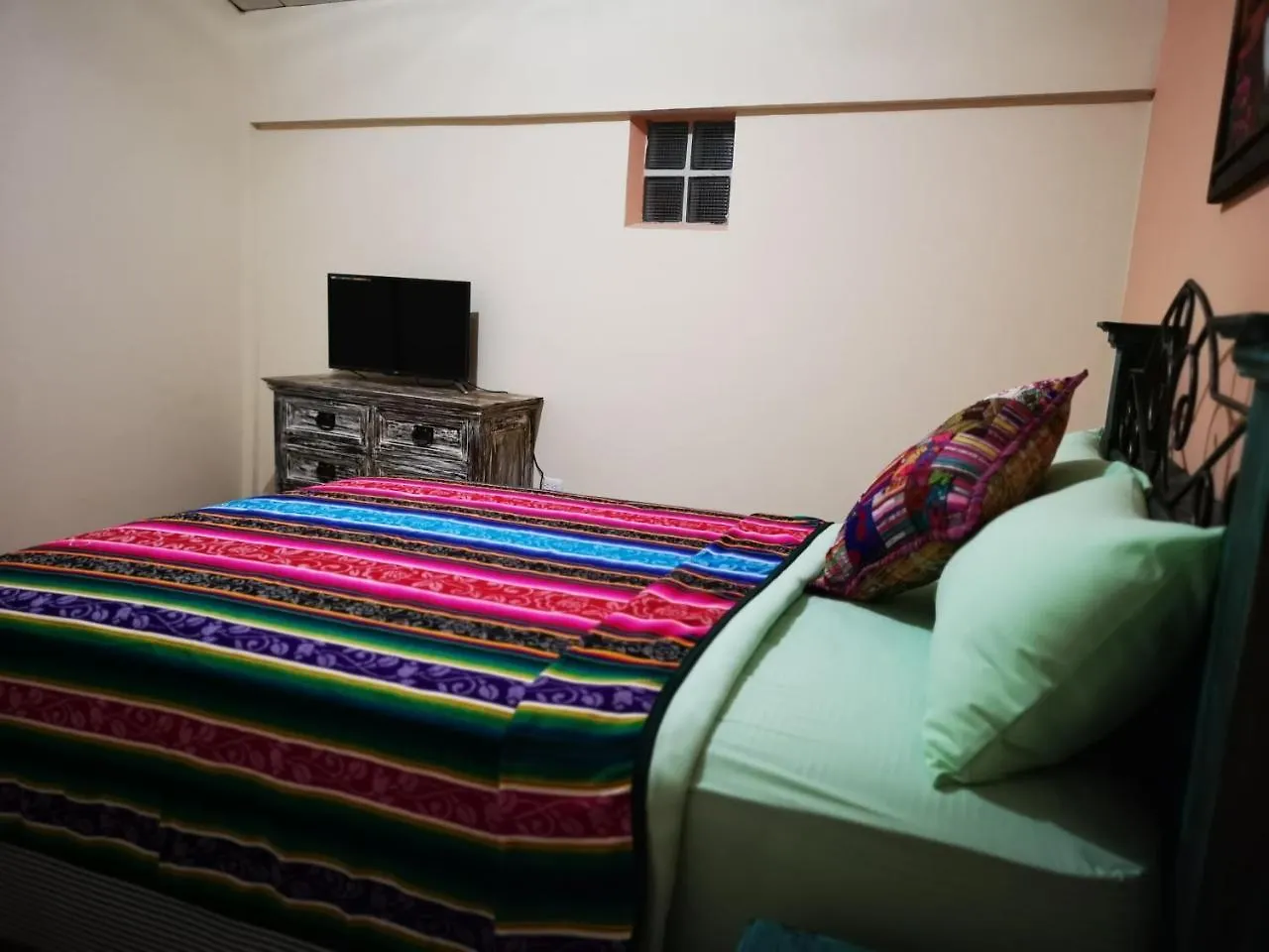 أنتيغوا غواتيمالا Hotel Paseo Hunahpu 0*, أنتيغوا غواتيمالا غواتيمالا
