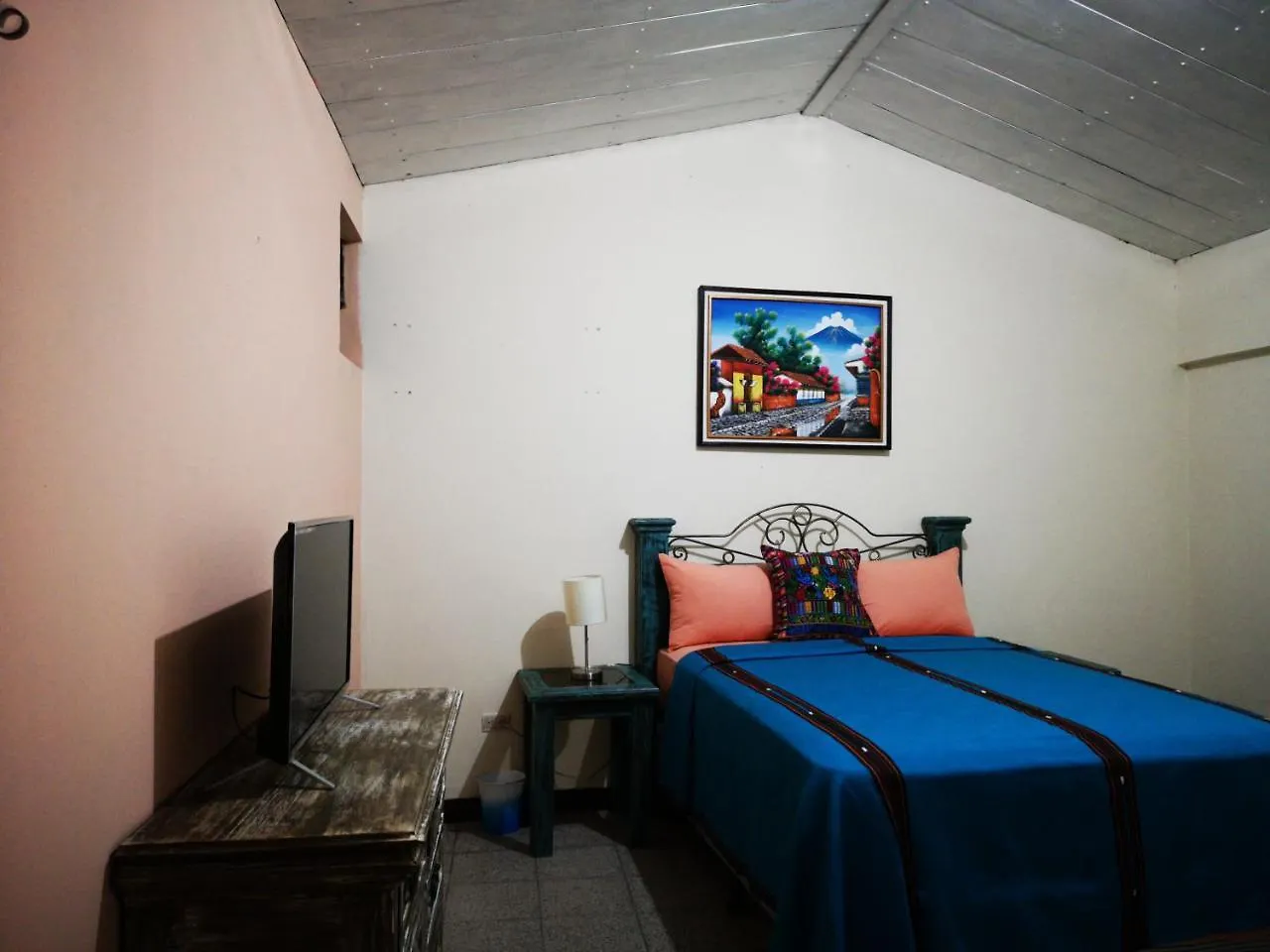 Hotel Paseo Hunahpu Antigua 0*,  Guatemala